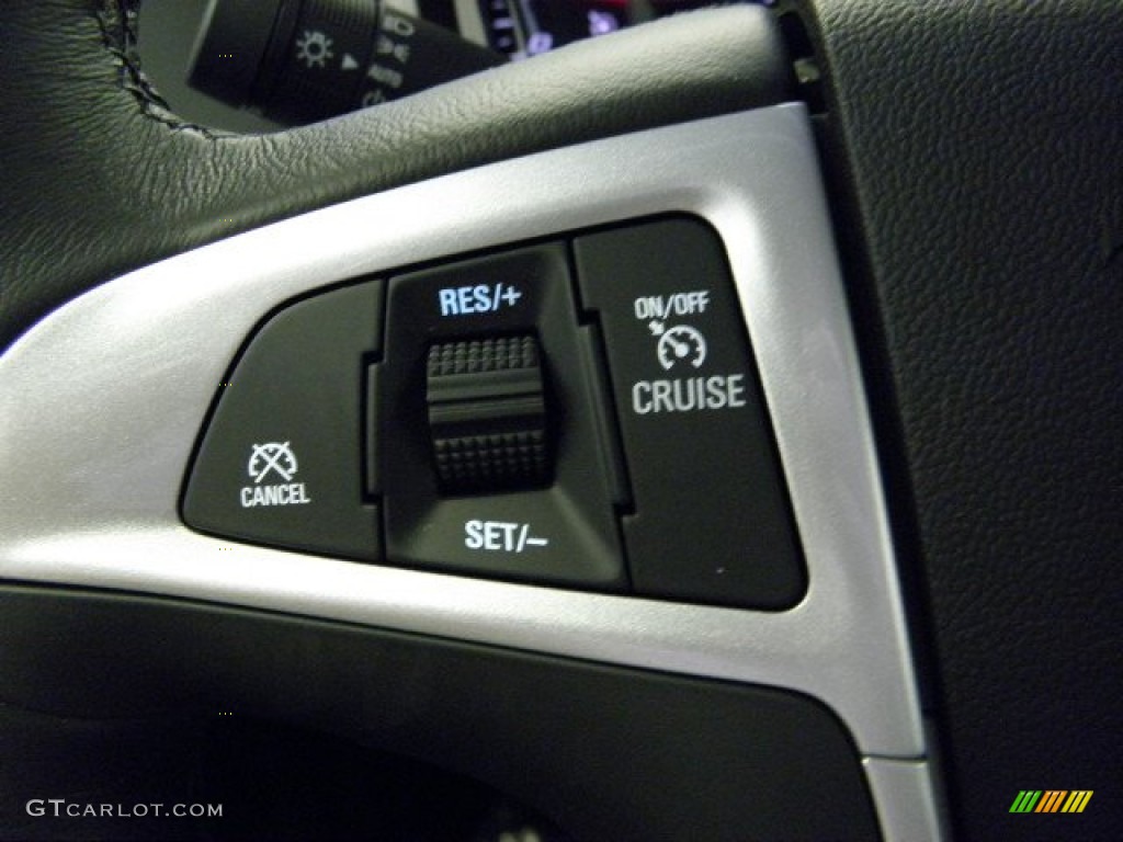 2013 Chevrolet Equinox LT Controls Photo #69402304