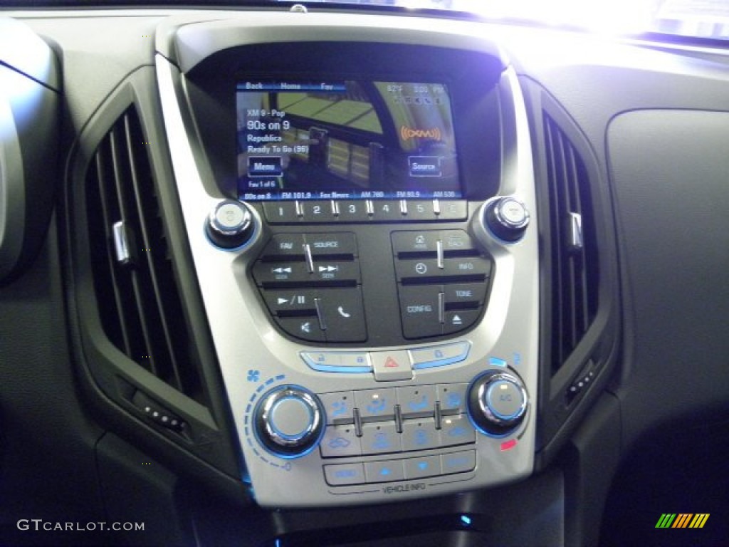 2013 Chevrolet Equinox LT Controls Photo #69402310