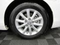 Super White - Camry XLE Photo No. 37