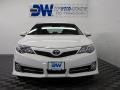 Super White - Camry SE Photo No. 2