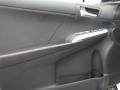 Super White - Camry SE Photo No. 5