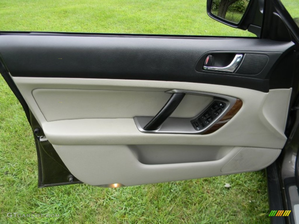 2008 Subaru Outback 3.0R L.L.Bean Edition Wagon Warm Ivory Door Panel Photo #69402937