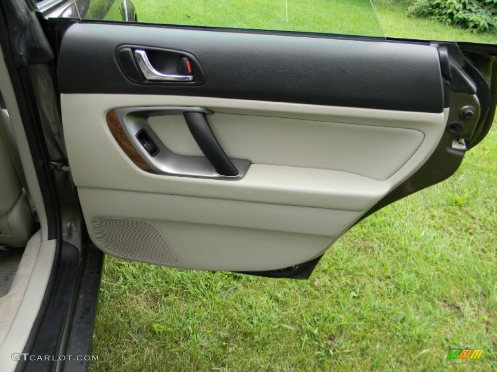 2008 Subaru Outback 3.0R L.L.Bean Edition Wagon Warm Ivory Door Panel Photo #69402949