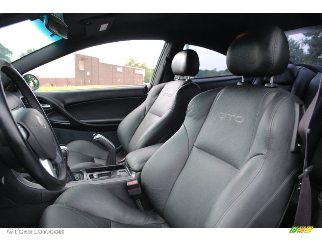 Black Interior 2004 Pontiac GTO Coupe Photo #69403126