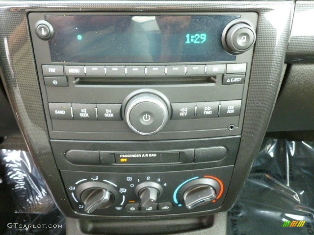 2007 Pontiac G5 Standard G5 Model Controls Photo #69405030