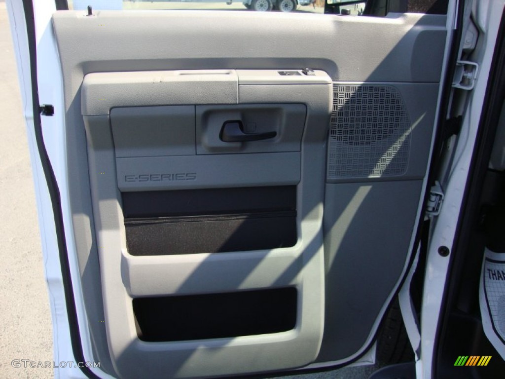 2009 Ford E Series Van E150 XLT Passenger Medium Flint Door Panel Photo #69405234