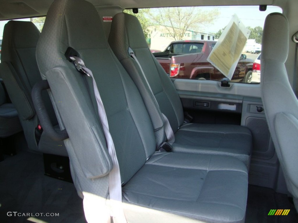 2009 Ford E Series Van E150 XLT Passenger Rear Seat Photo #69405342