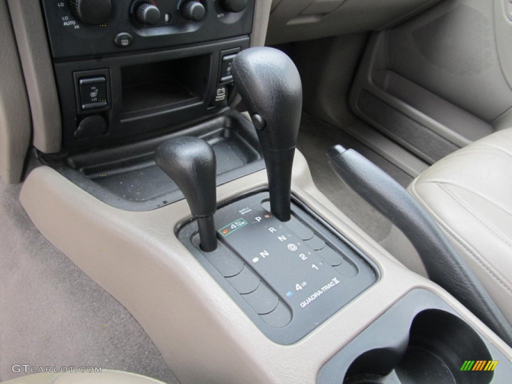 2004 Grand Cherokee Limited 4x4 - Deep Lava Red Metallic / Dark Slate Gray photo #16