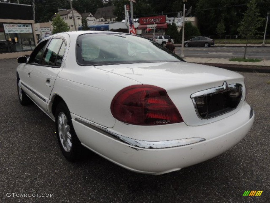 2002 Continental  - Vibrant White / Light Graphite photo #9