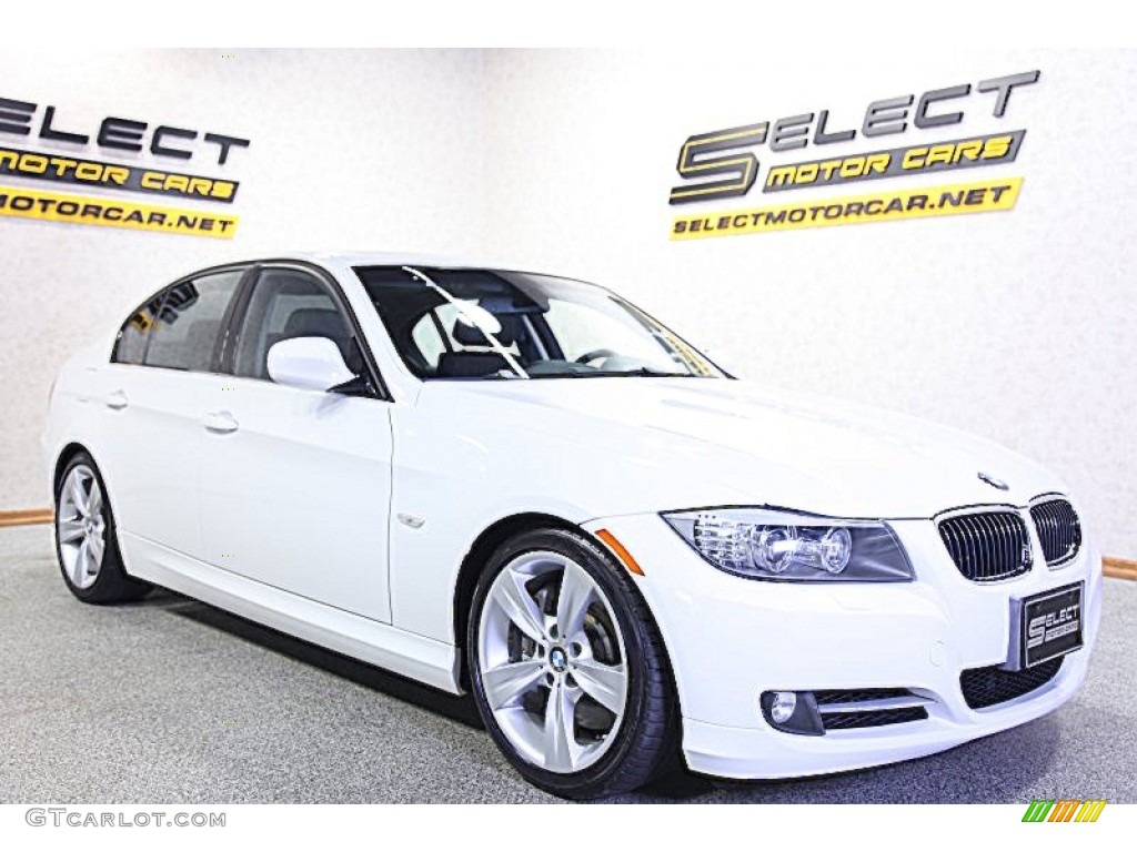 2009 3 Series 335i Sedan - Alpine White / Black photo #3