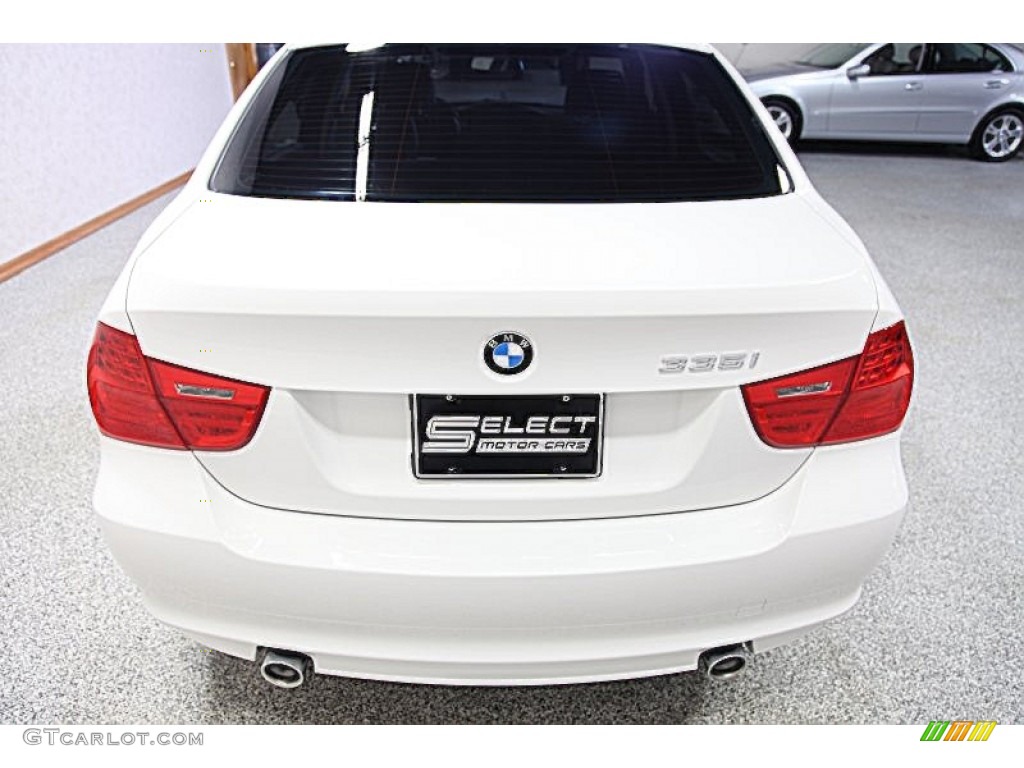 2009 3 Series 335i Sedan - Alpine White / Black photo #5