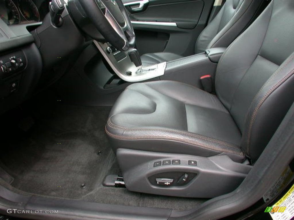 2011 Volvo XC60 3.2 Front Seat Photo #69409030
