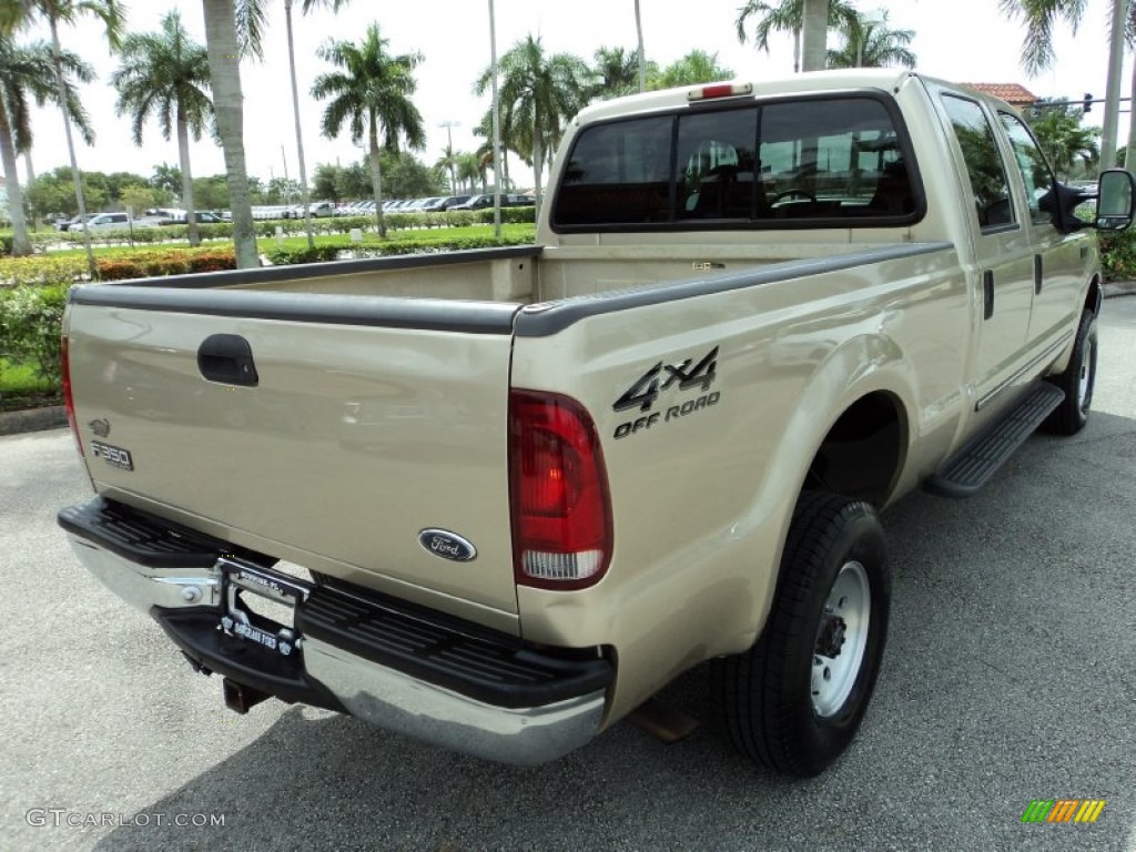 Harvest Gold Metallic 2000 Ford F350 Super Duty XLT Crew Cab 4x4 Exterior Photo #69409207
