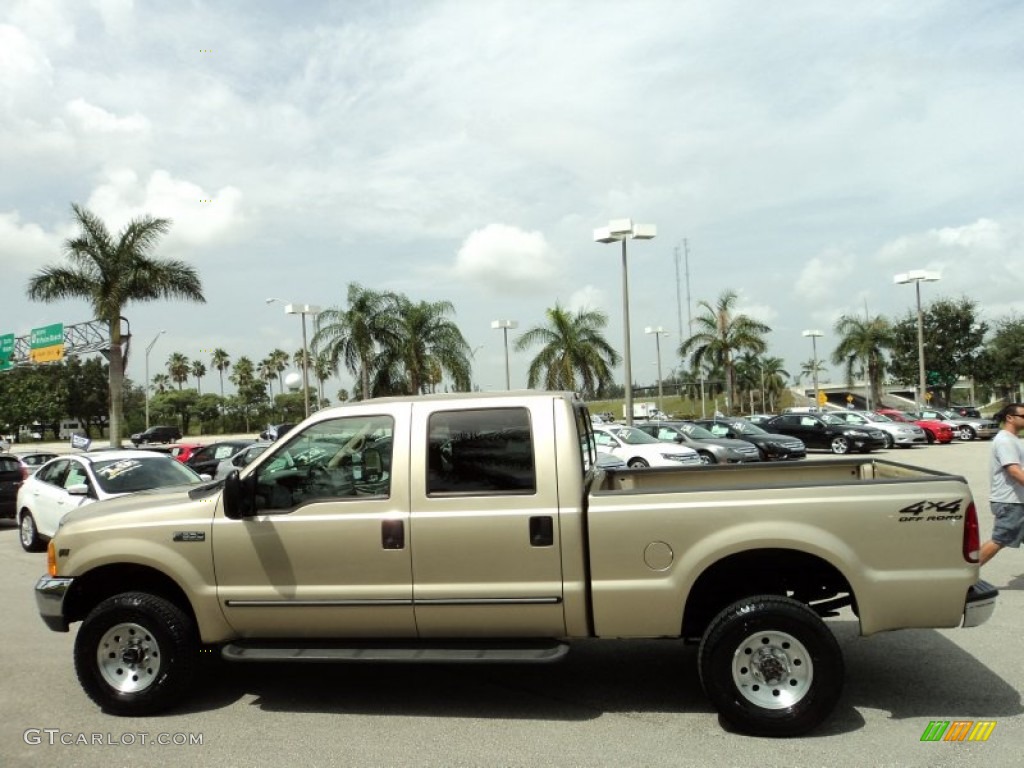Harvest Gold Metallic 2000 Ford F350 Super Duty XLT Crew Cab 4x4 Exterior Photo #69409261