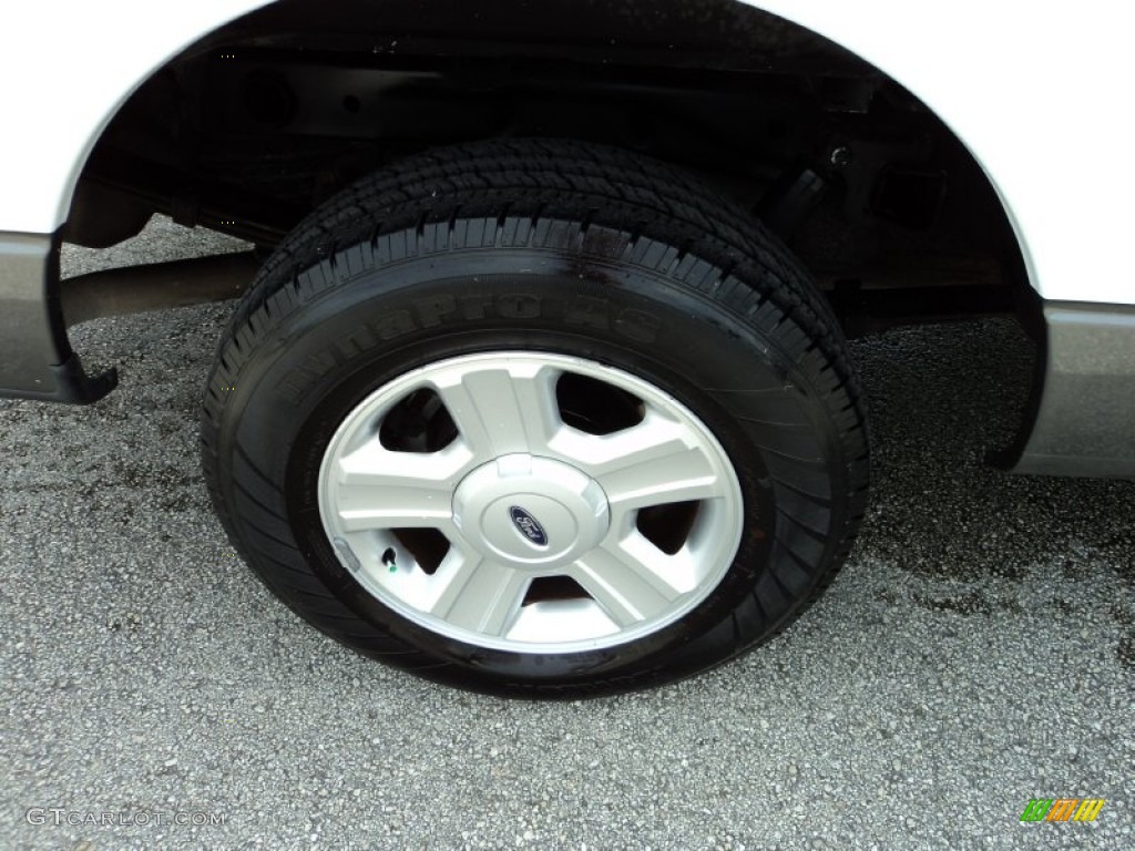 2004 F150 XLT SuperCab - Oxford White / Medium Graphite photo #4