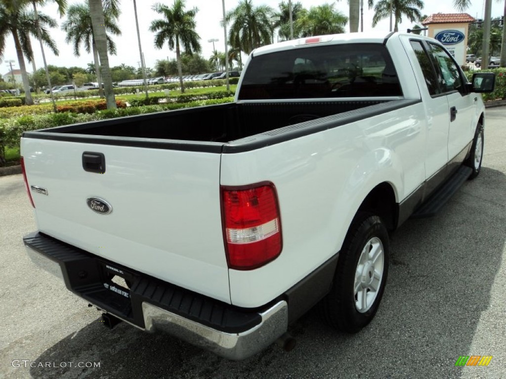 2004 F150 XLT SuperCab - Oxford White / Medium Graphite photo #6