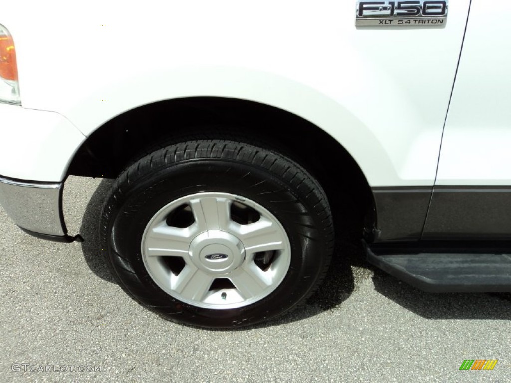 2004 F150 XLT SuperCab - Oxford White / Medium Graphite photo #11