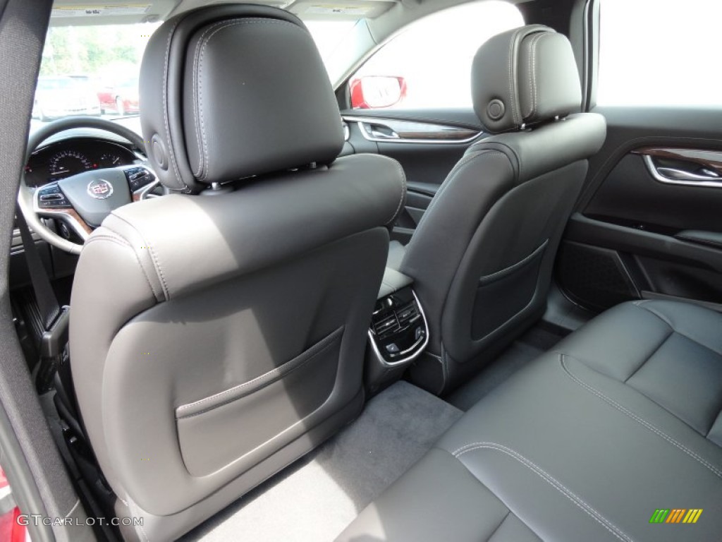 2013 Cadillac XTS Luxury FWD Rear Seat Photo #69411760