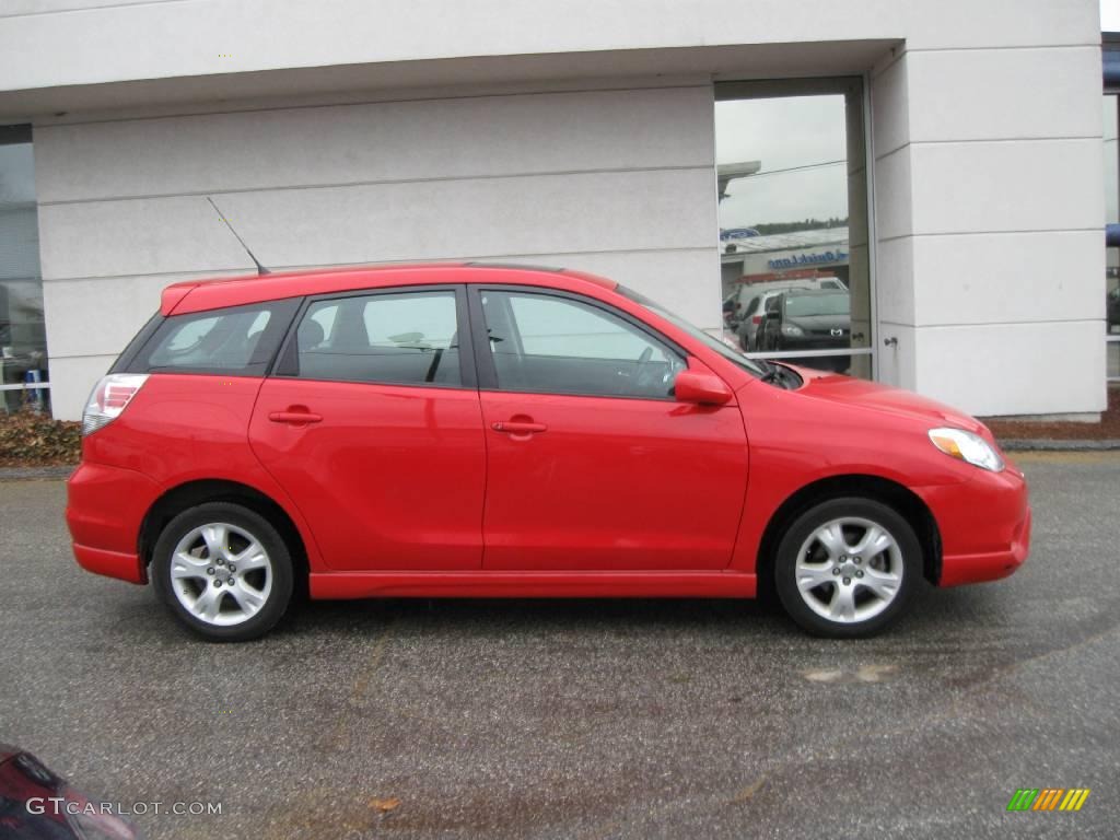 2005 Matrix XR AWD - Radiant Red / Dark Gray photo #6