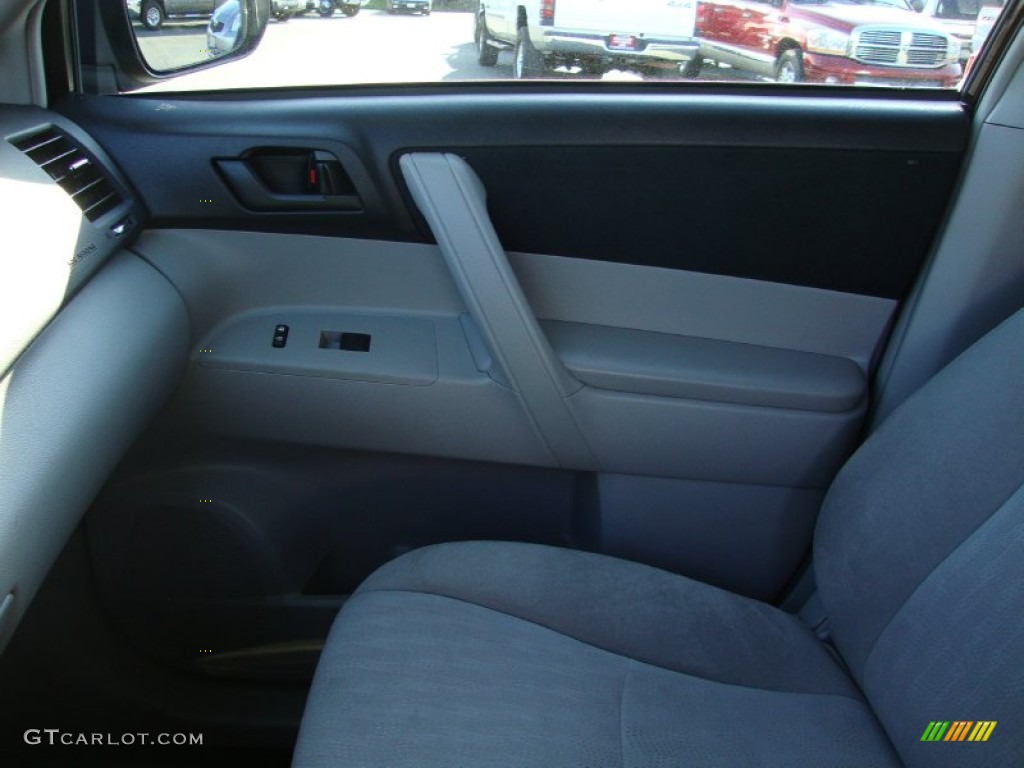 2011 Highlander V6 4WD - Sizzling Crimson Mica / Ash photo #19
