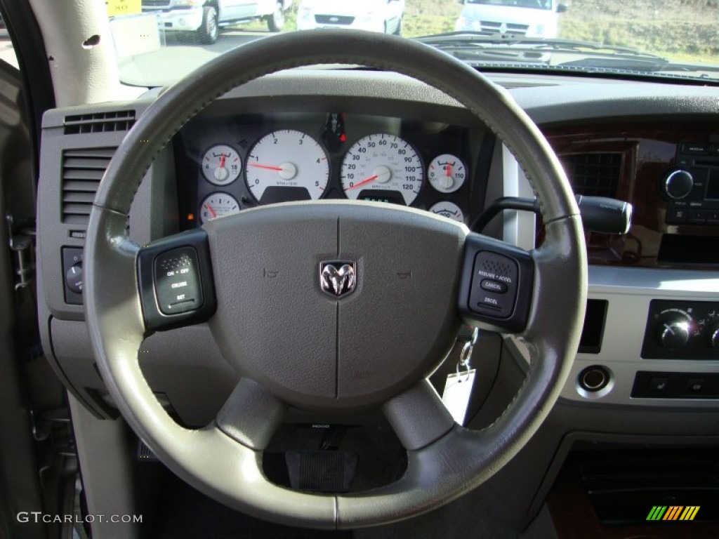2008 Dodge Ram 3500 Laramie Quad Cab Dually Khaki Steering Wheel Photo #69420490