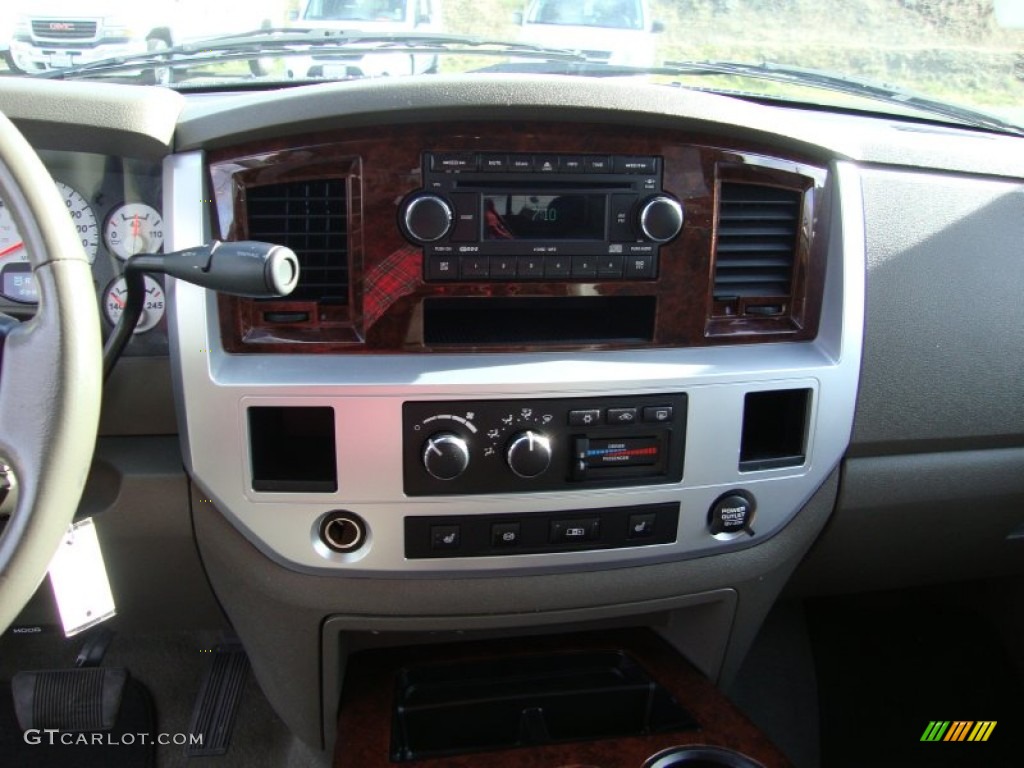 2008 Dodge Ram 3500 Laramie Quad Cab Dually Controls Photo #69420499