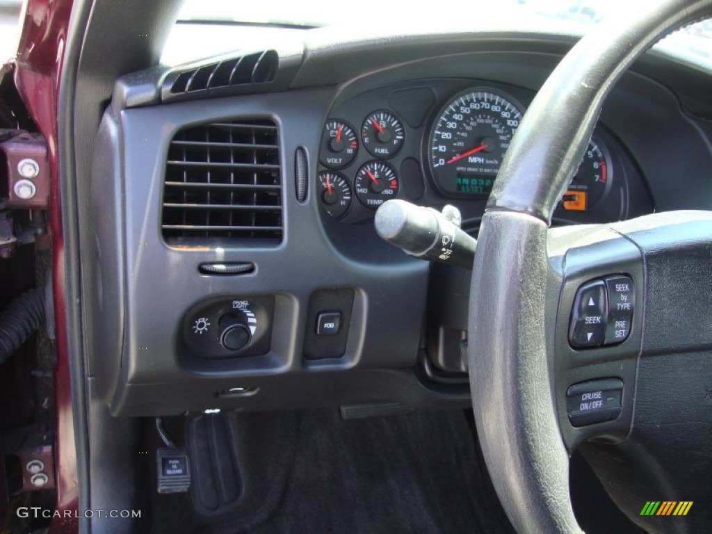 2004 Chevrolet Monte Carlo SS Controls Photo #69421492