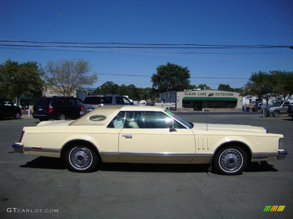 Cream 1979 Lincoln Continental Mark V Exterior Photo #69421963