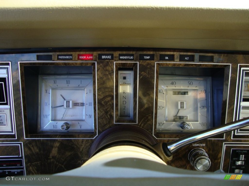 1979 Lincoln Continental Mark V Gauges Photo #69421999
