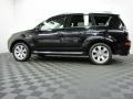 Labrador Black Pearl - Outlander SE 4WD Photo No. 8