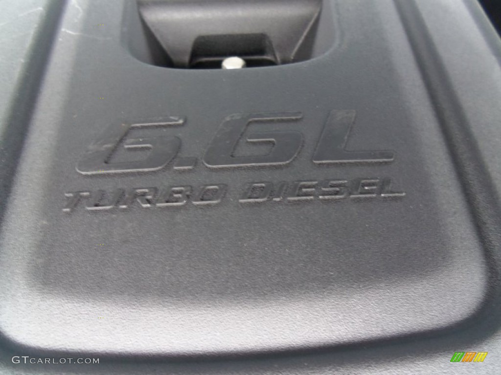 2013 Chevrolet Silverado 3500HD WT Regular Cab 4x4 Chassis Engine Photos