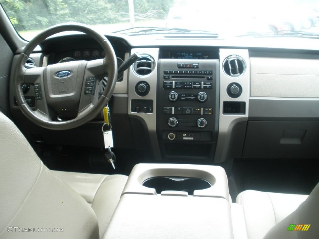 2010 Ford F150 XLT SuperCrew 4x4 Dashboard Photos