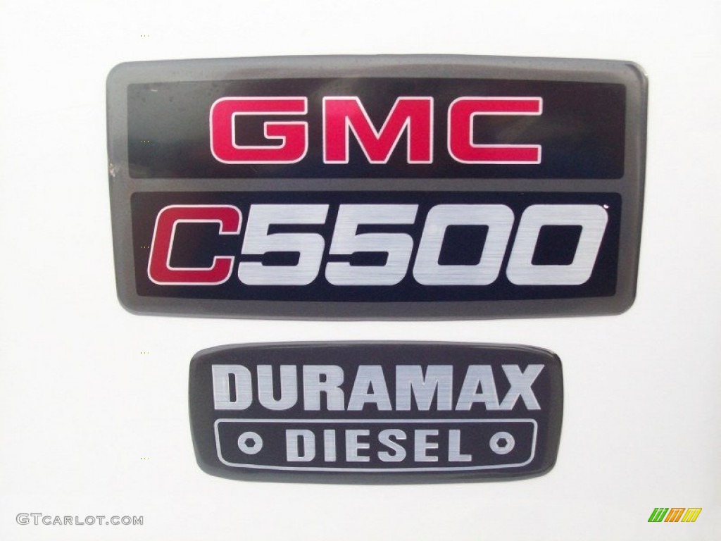2009 GMC C Series Topkick C5500 Regular Cab Chassis Marks and Logos Photos