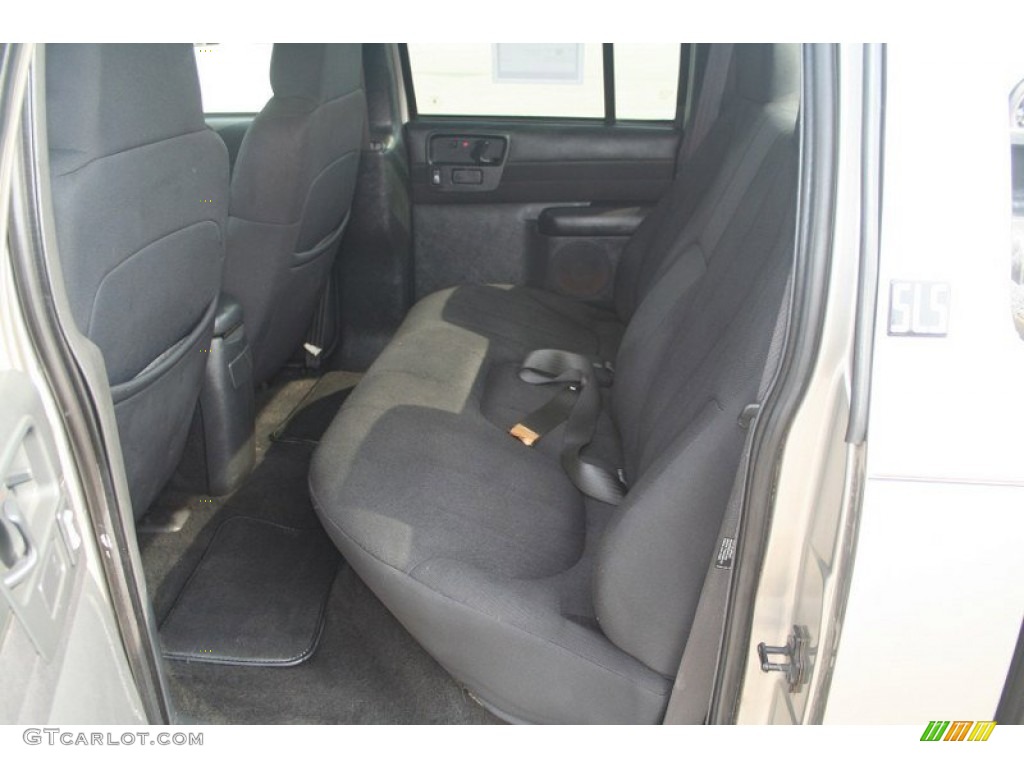 2004 GMC Sonoma SLS Crew Cab 4x4 Rear Seat Photo #69424558