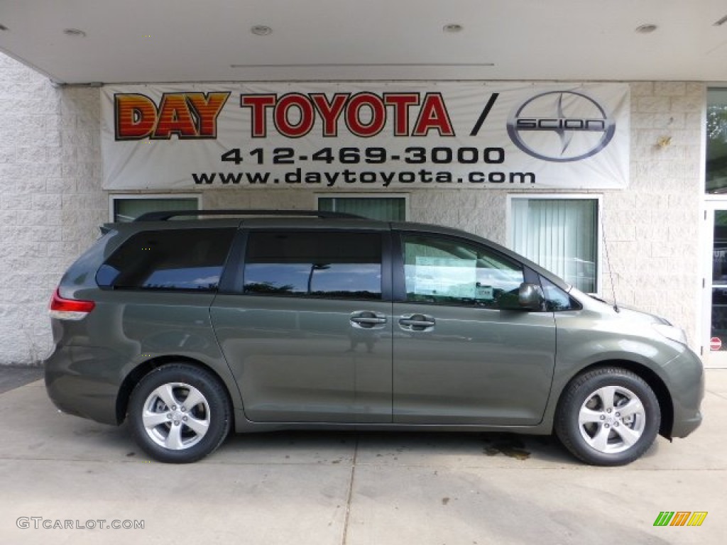 2013 Sienna LE - Cypress Green Pearl / Bisque photo #1