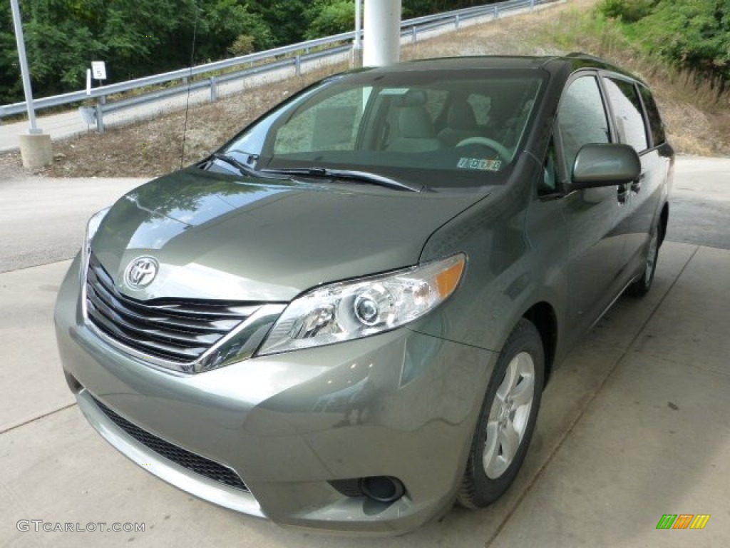 2013 Sienna LE - Cypress Green Pearl / Bisque photo #5