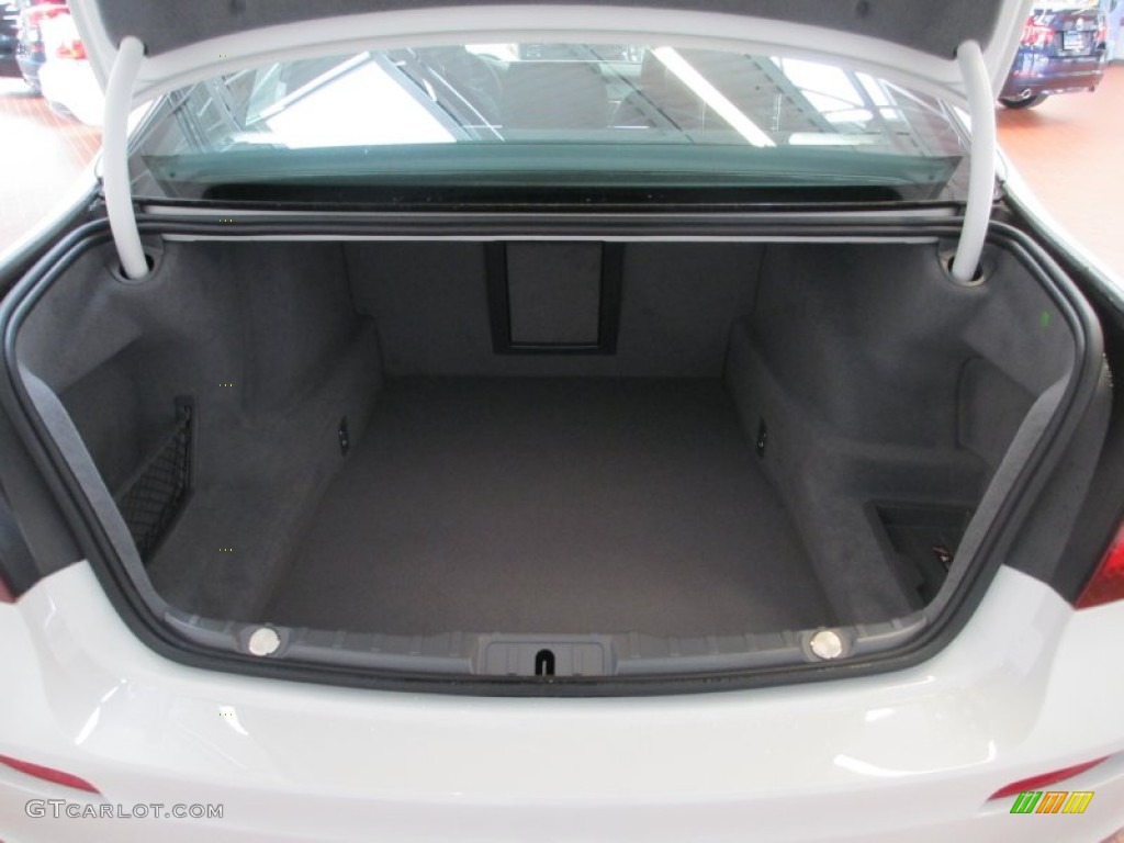 2013 BMW 7 Series 750i xDrive Sedan Trunk Photo #69425353