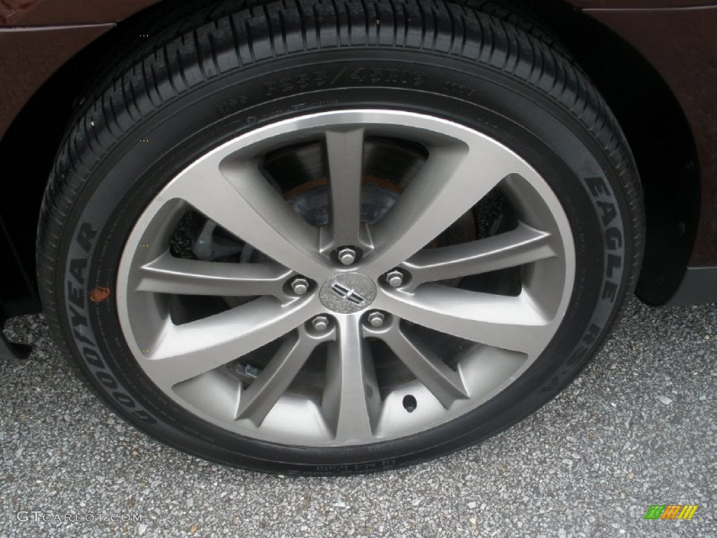 2009 MKS Sedan - Cinnamon Metallic / Light Camel photo #14