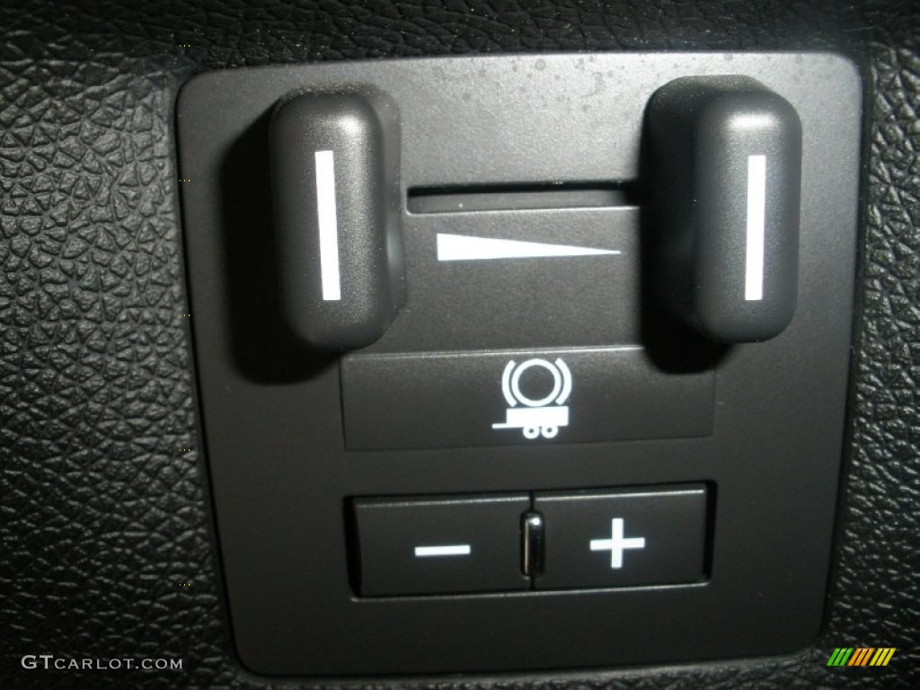2008 GMC Sierra 1500 SLT Crew Cab 4x4 Controls Photo #69425878