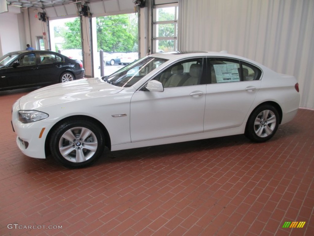 Alpine White 2013 BMW 5 Series 528i xDrive Sedan Exterior Photo #69426025