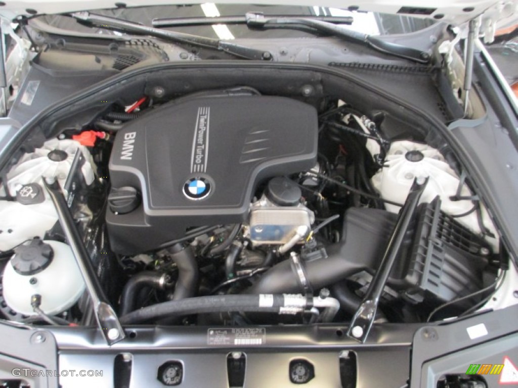 2013 BMW 5 Series 528i xDrive Sedan 2.0 Liter DI TwinPower Turbocharged DOHC 16-Valve VVT 4 Cylinder Engine Photo #69426052