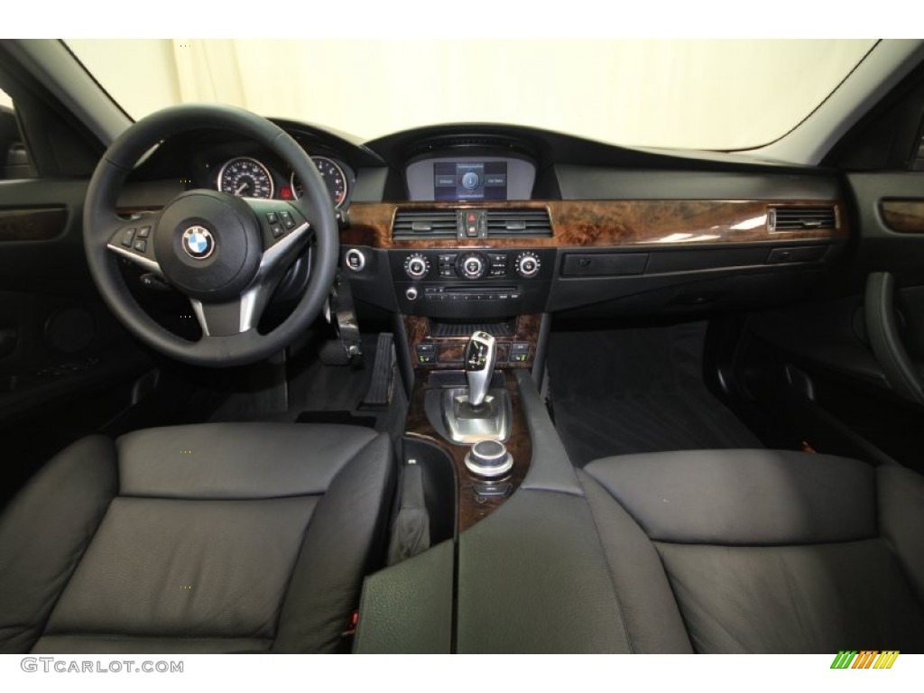 2008 BMW 5 Series 528i Sedan Dashboard Photos