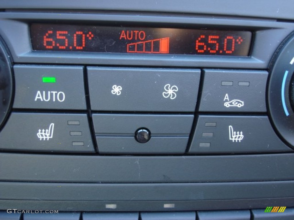 2010 BMW 1 Series 128i Convertible Controls Photo #69429295