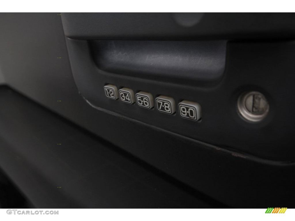2004 F150 FX4 SuperCrew 4x4 - Black / Black photo #44