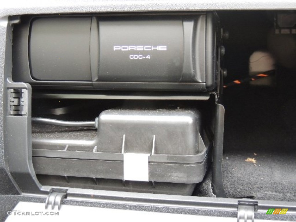 2006 Porsche Boxster S Audio System Photos