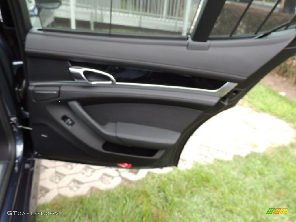 2013 Porsche Panamera 4 Black Door Panel Photo #69430805