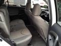 Super White - RAV4 4WD Photo No. 25