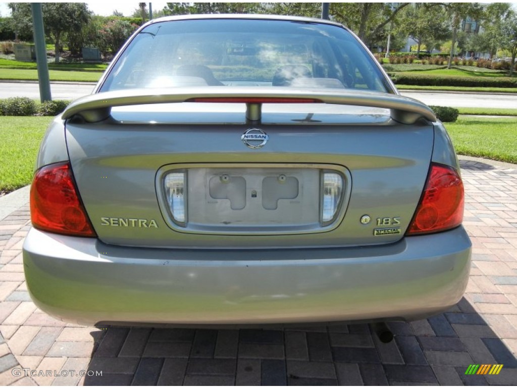 2005 Sentra 1.8 S Special Edition - Radium / Charcoal photo #7