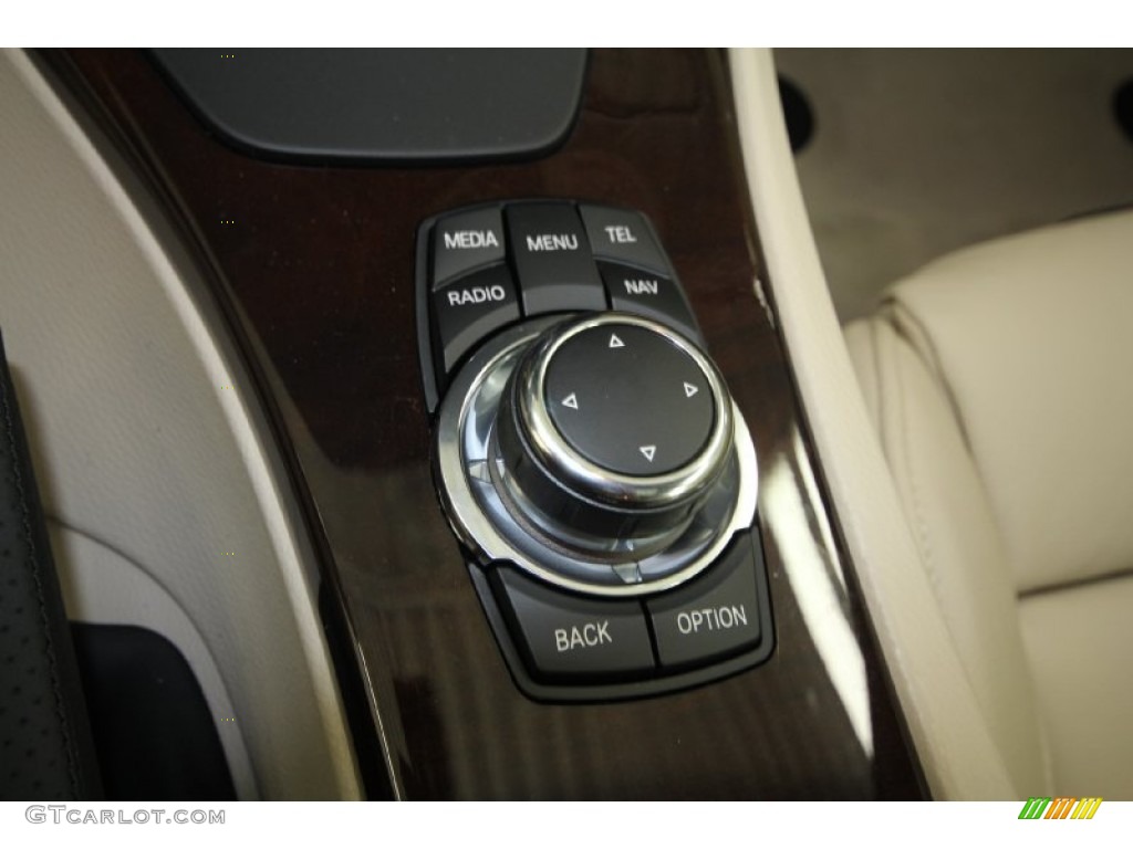 2013 BMW 3 Series 335i Coupe Controls Photo #69434203