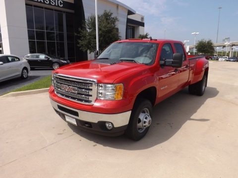 2013 GMC Sierra 3500HD Crew Cab 4x4 Dually Data, Info and Specs